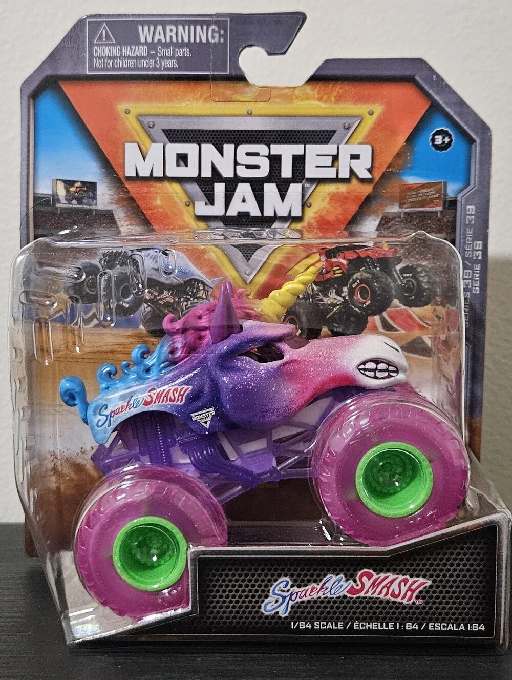 Monster Jam Series 39 Sweet Treats Sparkle Smash Unicorn 1:64 Monster Truck